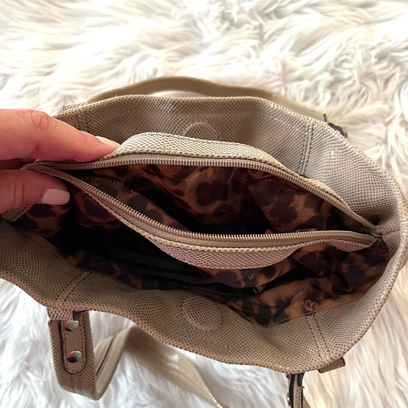 B.MAKOWSKY•leather taupe shoulder tote bag EUC - Picture 6 of 14